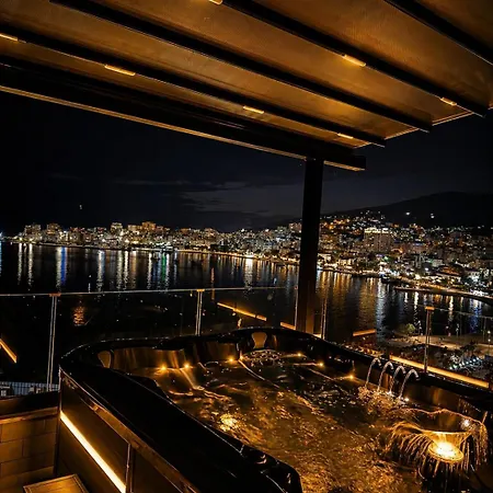 Luxury Penthouse With Jakuzzi Apartment Sarande