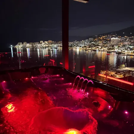 Luxury Penthouse With Jakuzzi *