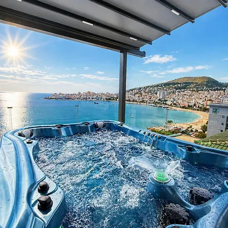 Luxury Penthouse With Jakuzzi Apartment