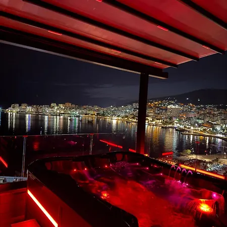 Luxury Penthouse With Jakuzzi *