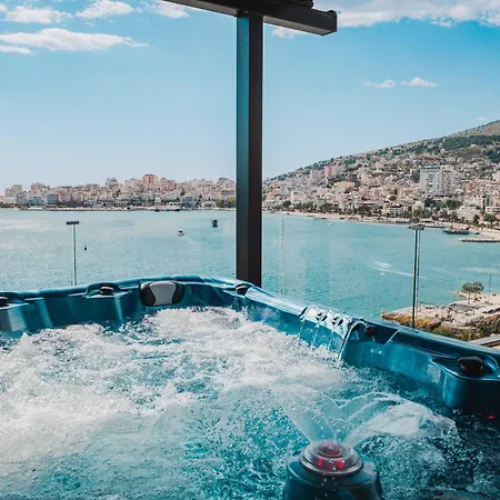 Luxury Penthouse With Jakuzzi