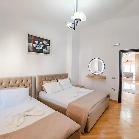 Apartment Luxury Penthouse With Jakuzzi *