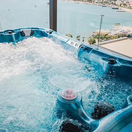 Apartment Luxury Penthouse With Jakuzzi